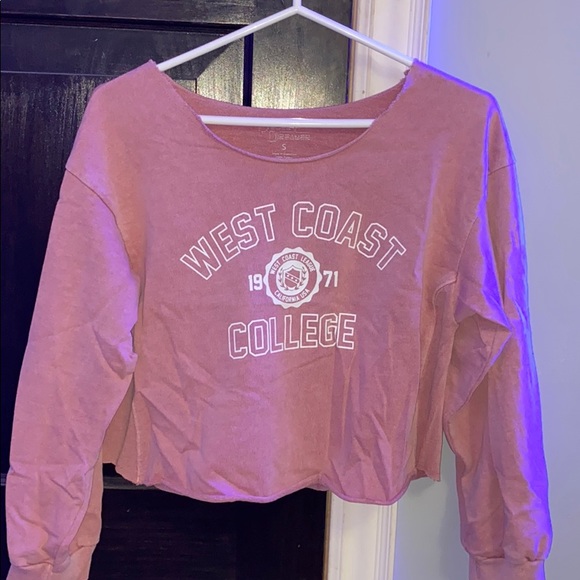 Crewneck - Picture 2 of 3